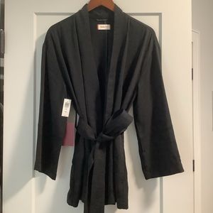 NWT Aritzia Sunday Best Igby Robe Kimono Jacket Black